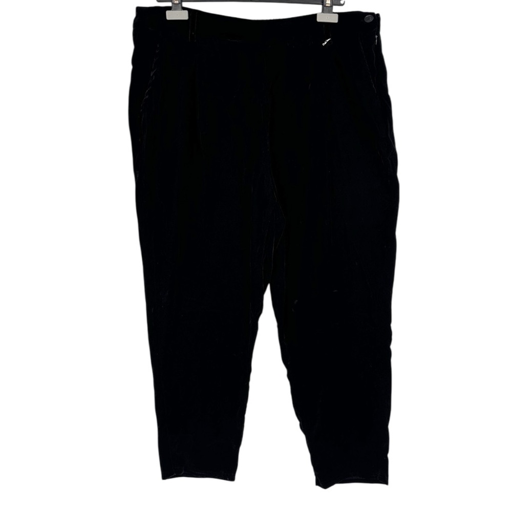 Disturbia Shadow Velour Tapered Trousers in Black size 16 Missing Charm NWOT